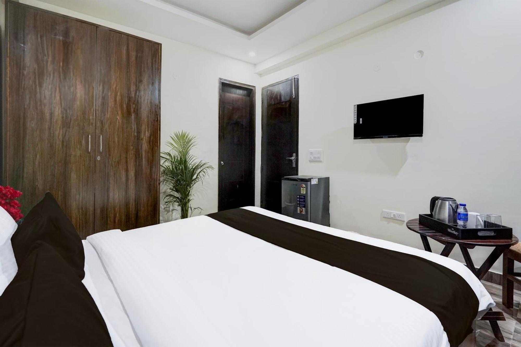 Townhouse Delight Inn Gurgaon Esterno foto