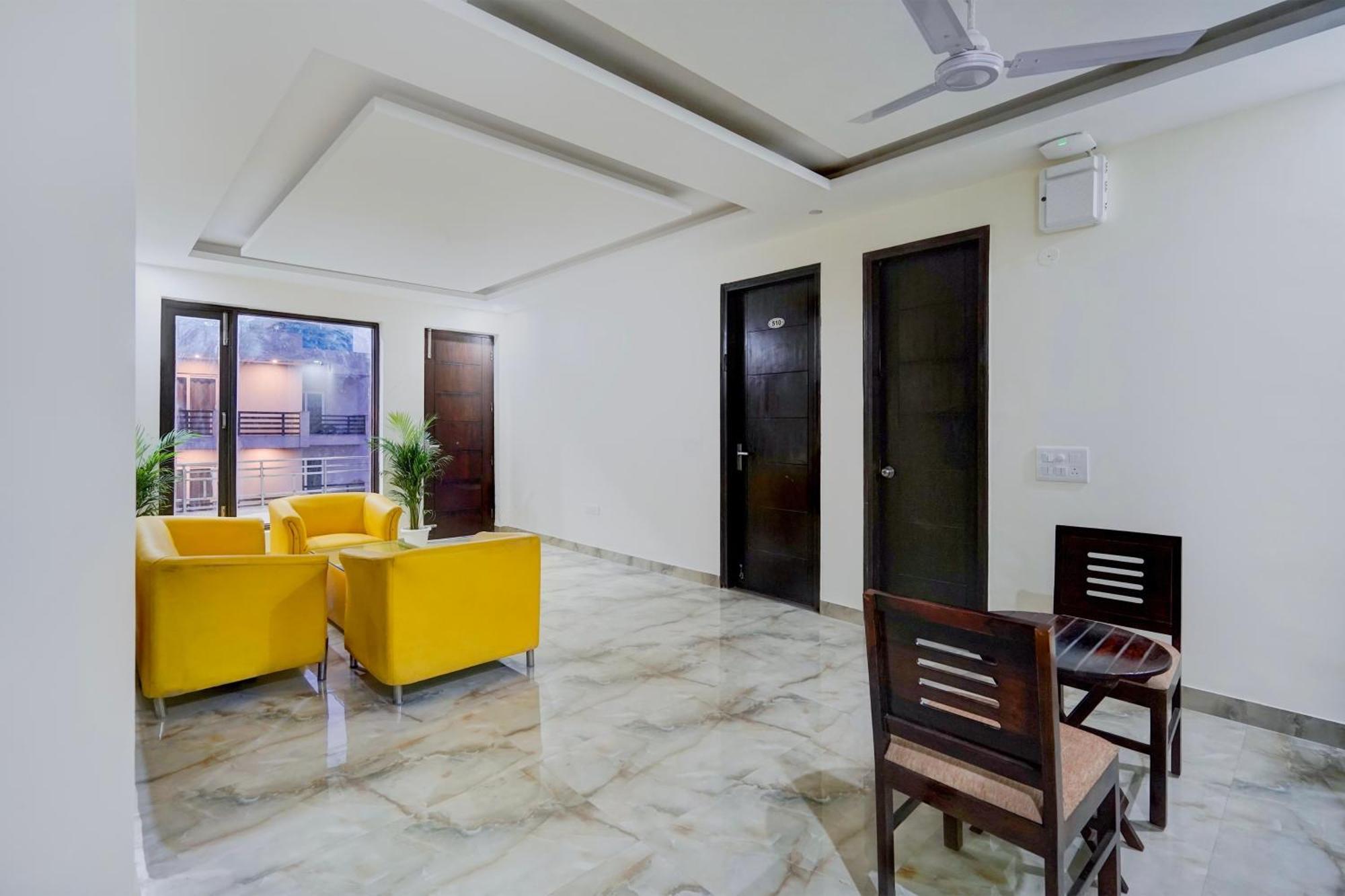Townhouse Delight Inn Gurgaon Esterno foto