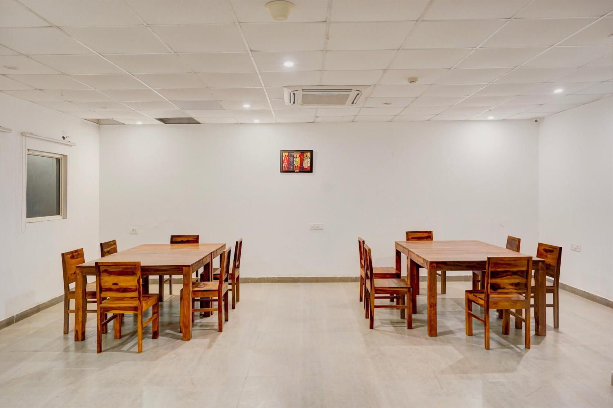 Townhouse Delight Inn Gurgaon Esterno foto