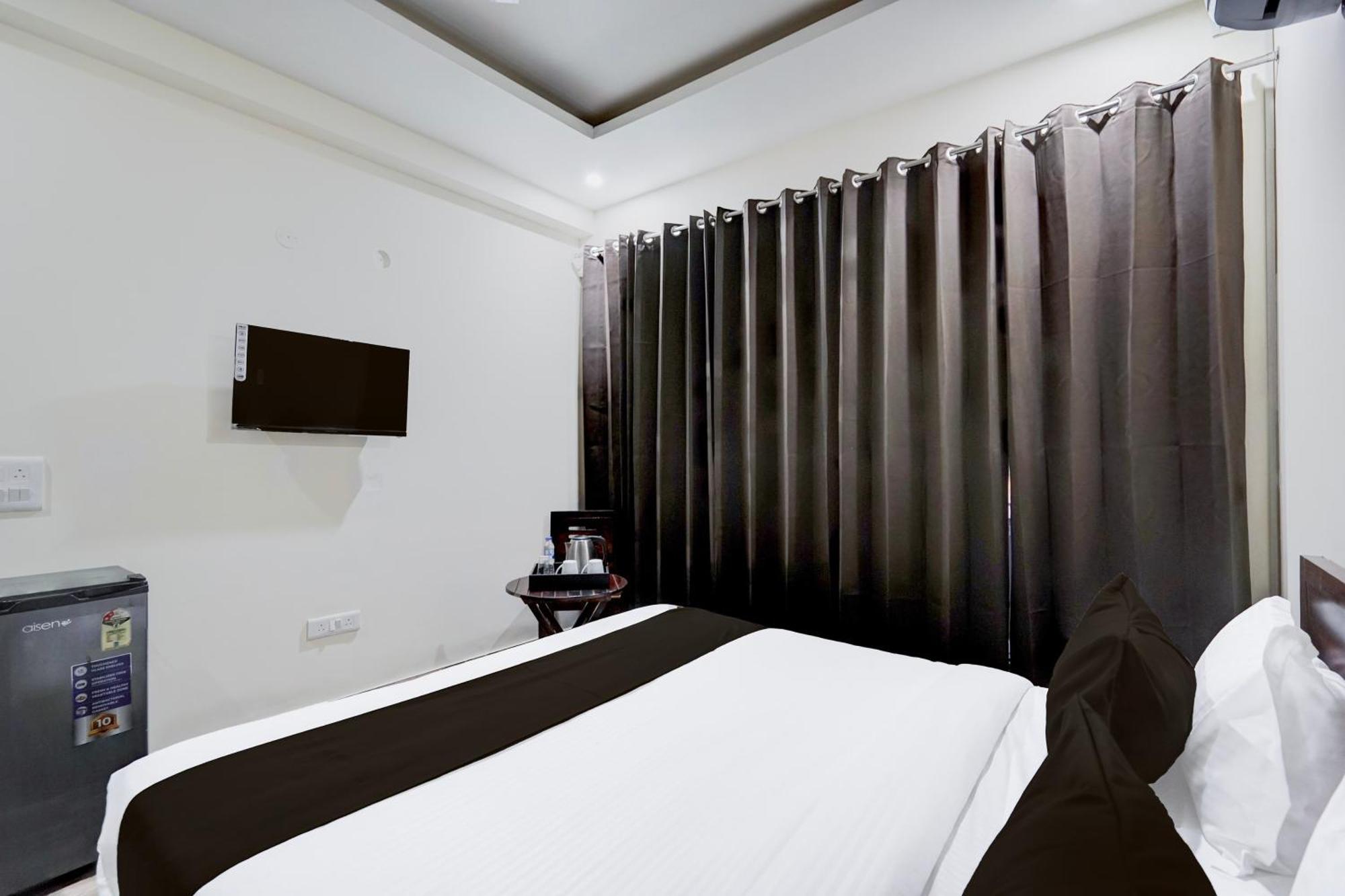 Townhouse Delight Inn Gurgaon Esterno foto