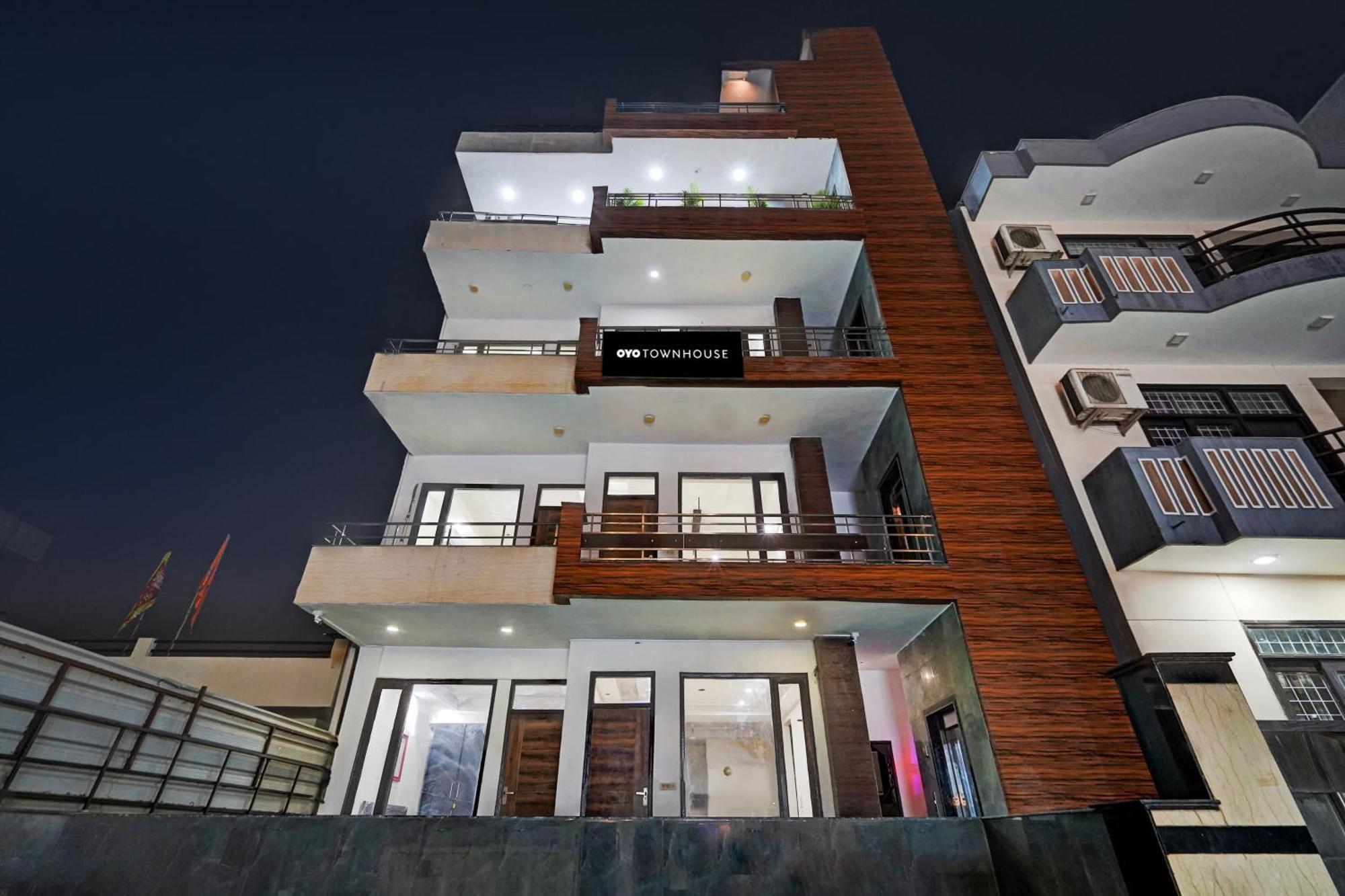 Townhouse Delight Inn Gurgaon Esterno foto